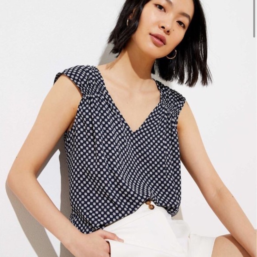 LOFT | EUC Foulard Smocked Trim Shell Top